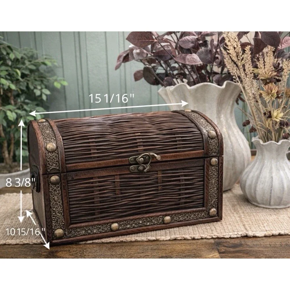 Vintage Style Wooden Storage Chest Box w/ Latch – Decorative Keepsake Trunk